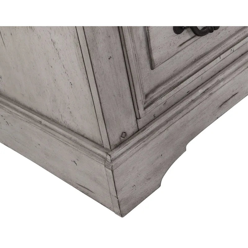 Lakewood 5-drawer Chest