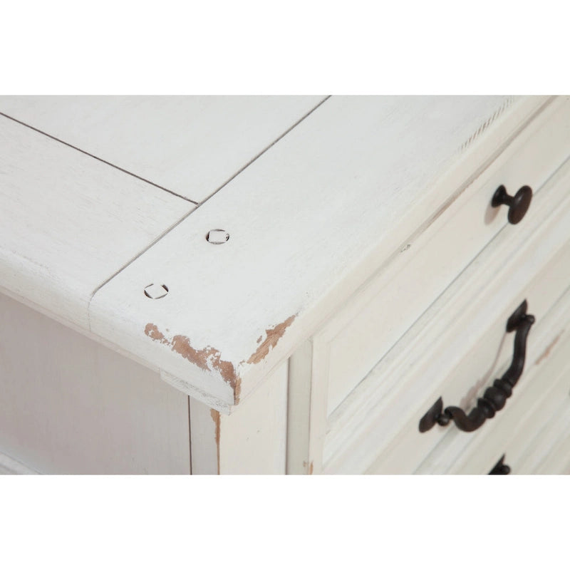 Lakewood 5-drawer Chest