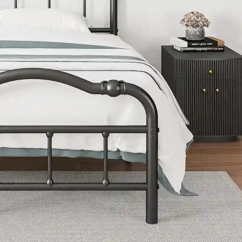 14 In High Heavy Duty Metal Bed Frame with Vintage Style, Supports Up To 2500lbs, Easy Assembly and No Squeak