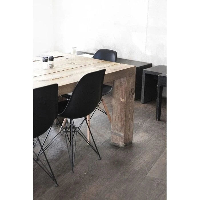 Set of 2 Mid-Century Modern Dining Side Chairs Armless Plastic Shell Seat with Black Metal Wire Eiffel Base, White