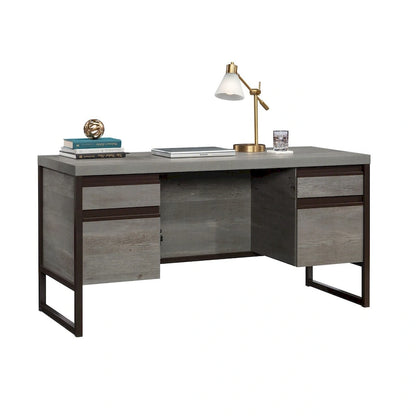 Manhattan Gate Computer Desk Mo